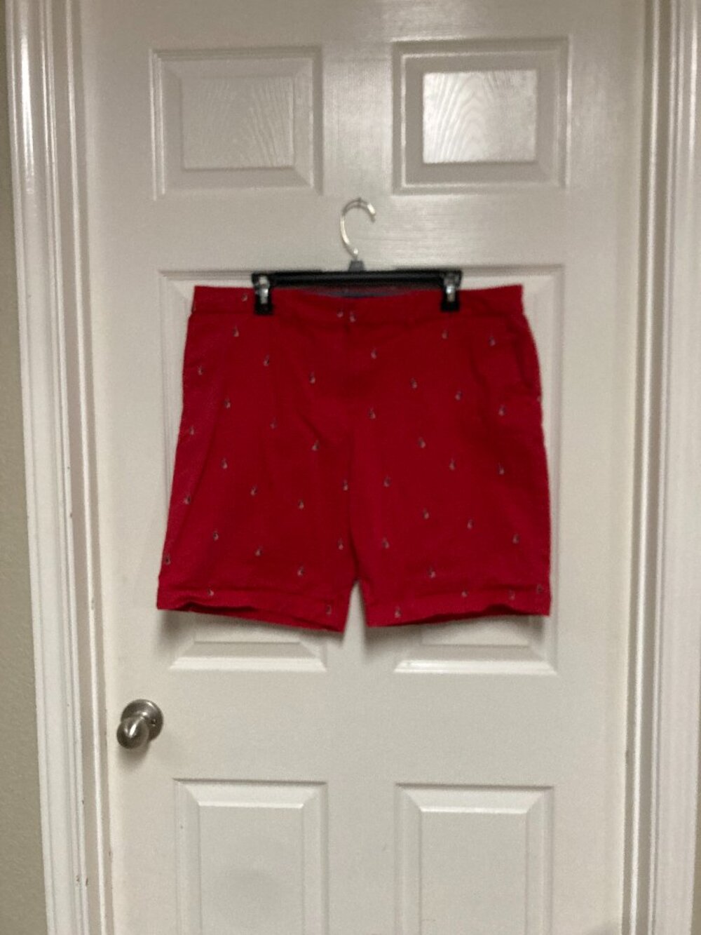 Tommy Hilfiger shorts red w/sailboats size 16 Women's
